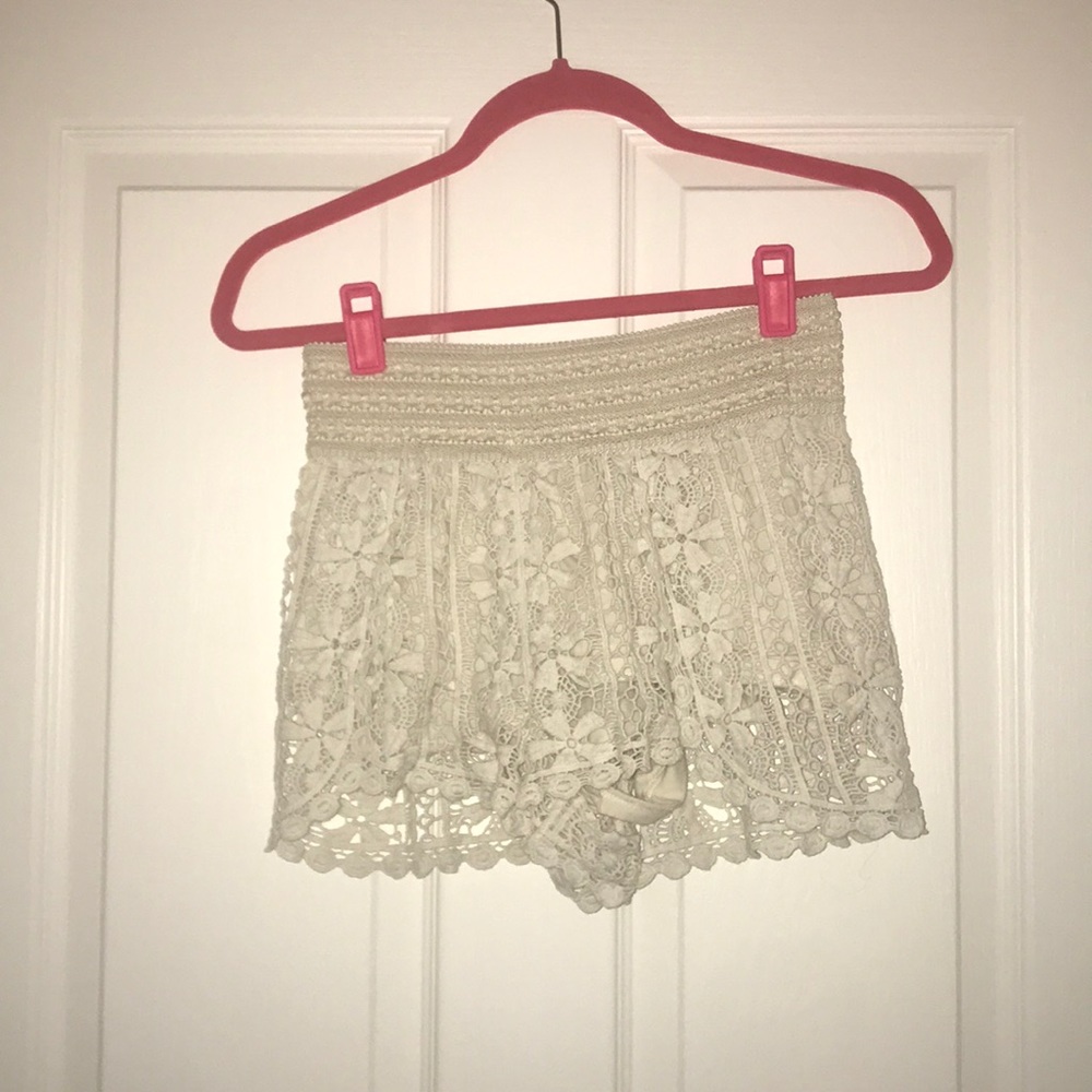 White lace shorts